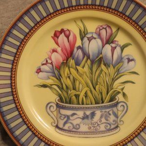 I. Godinger 7.5 in Plate with Tulips